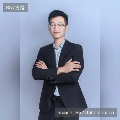 万武芊
